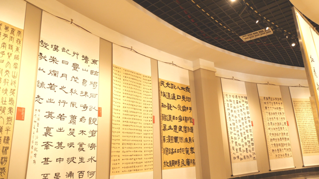 “最云南”·狂欢红河丨国庆中秋来个旧，8天精彩不重样！活动日程来了→