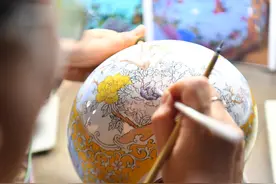 河北景县铜胎画珐琅产品远销海外图片
