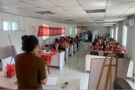 青岛市崂山区沙子口街道开展国际家庭日家庭教育宣讲暨文明家庭创建文明实践活动图片