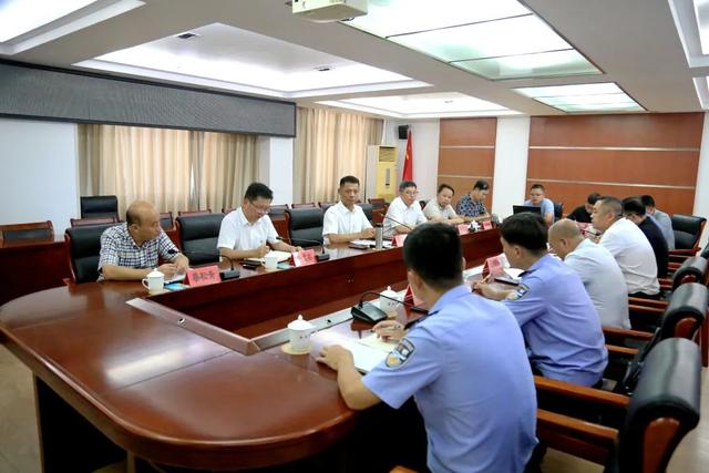 湄洲党工委主要领导带队调研旅游交通秩序整顿提升工作