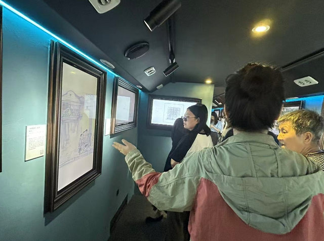 第一站，洞泾！“移动美术馆”再次发车，邀你来打卡
