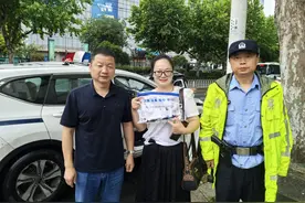 考完语文遗失准考证，公交552路线长报警找到他图片