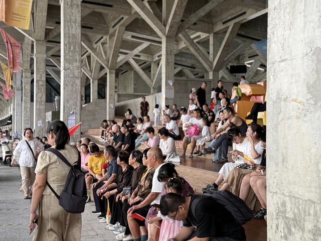 临港，如何成为节日“顶流”？