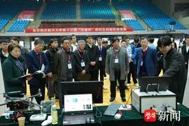 电仿生假手、双旋翼无人机、爬壁机器人……南航“天宫杯”创新实验竞赛，众多“黑科技”作品首度亮相图片