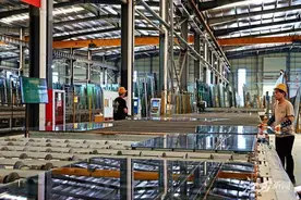 赣江新区：智能工厂生产忙图片