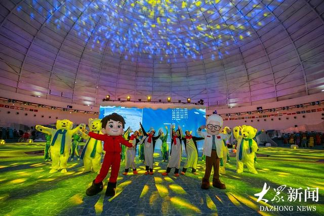 南极太远，济南很近！山东博物馆把“南北极”搬到家门口，现场超震撼！