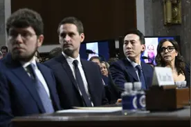 离谱！美国听证会上TikTok CEO周受资被反华议员逼着答了8次国籍图片
