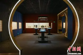 “金琅华灿：张宗宪捐赠掐丝珐琅器展”在上海博物馆举办图片