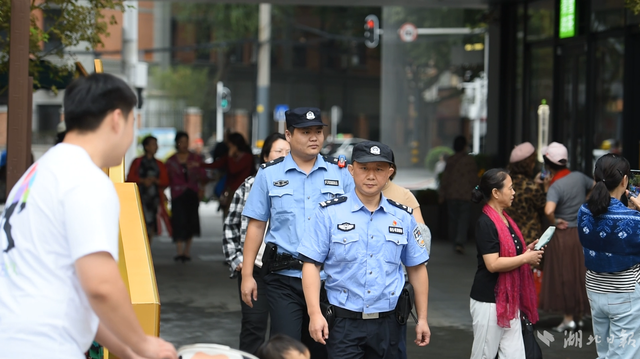 这些“网红打卡地”比天气还热！他们让游客玩得更安心
