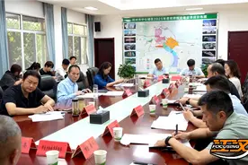 2025中国龙舟公开赛荆州站即将启幕 35支队伍竞渡九龙渊图片