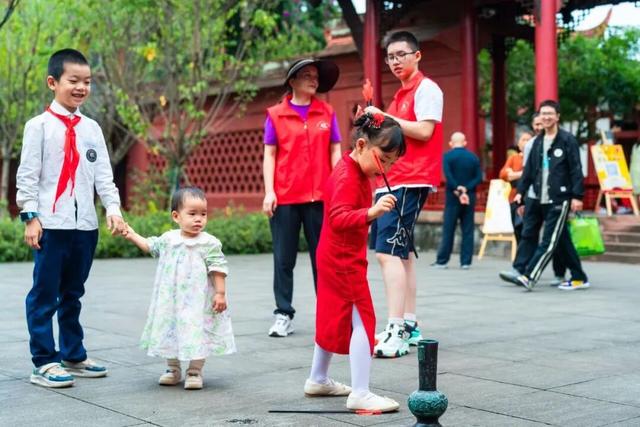 8天长假即将来临，成都这些地方要火！