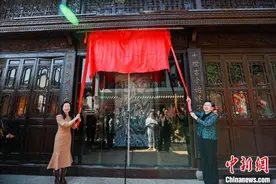 杭州敦煌壁画飞天特展亮相 盛唐45窟3D模拟展示图片