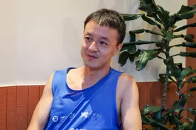 三次被法国拒签，成都跑者错过巴黎奥运会大众马拉松赛图片