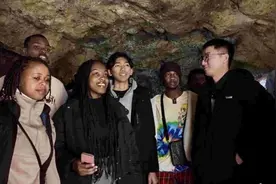 “洋霞客”东游记：一场充满惊喜与震撼的文化之旅图片