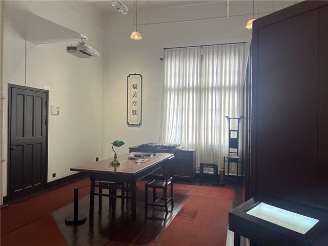 从三条逃生通道，看白色恐怖下的红色中枢