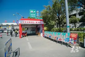 24小时在岗，东莞长安春运执勤服务点启用图片