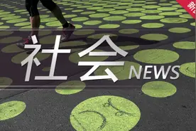 窨井堵塞、马桶反水，臭气熏天……花园洋房内多户居民饱受粪水外溢之苦图片