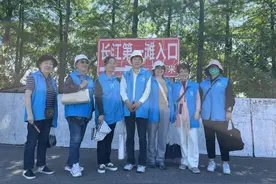 静安：风雨无阻11年，TA们守护“母亲河”碧波荡漾图片