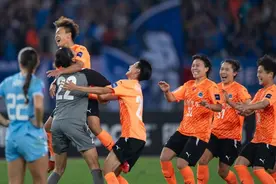 登顶亚洲之巅！武汉女足获得首届女足亚冠联赛冠军图片