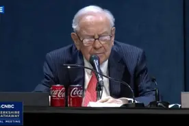 巴菲特批评美国关税政策：贸易不应被当做武器图片