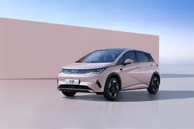 都市车界|高阶智驾开启“大乱斗”模式？2025齐鲁春季车展成技术秀场图片