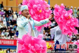 青海门源以花为“媒”推动“农体文旅商”融合发展图片