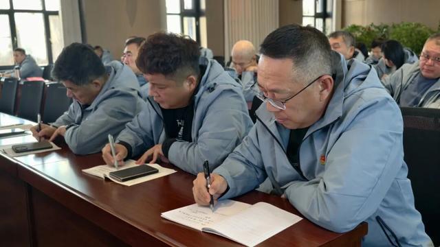 夯实新雪季运营基础 旅游集团全员培训圆满举行