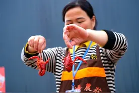 五河县第二届龙虾美食节开幕图片