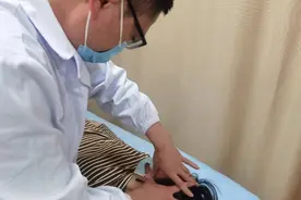张嘴咔咔响？医生说，你可能是TMD了图片