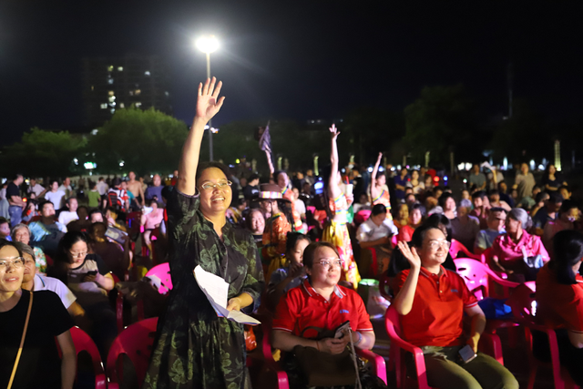 双节“合体”活动多多！打卡世巡赛举办地防城港，畅玩大美海边山！