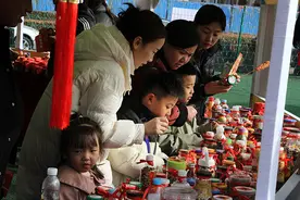 长治潞城区：萌娃潞城过大年 传统新潮乐翻天图片
