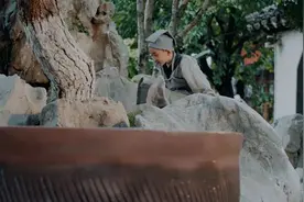 讲述《司马光砸缸》的故事，《第一粒扣子》探讨儿童安全问题图片