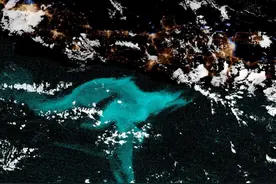 人们记录下400起大海变成乳白色事件，但却无法找到真正的原因图片