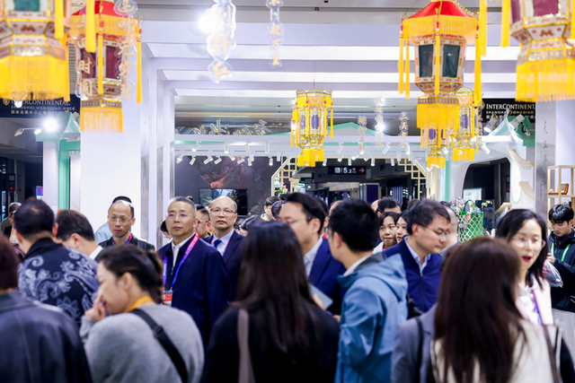 跨越古今的感官盛宴！进博会上浙江大秀人文与科技