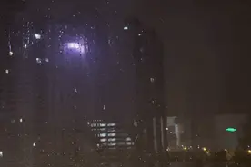 武汉昨晚电闪雷鸣！你睡得好吗？图片