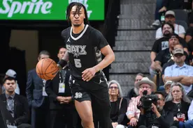 新秀榜：卡斯尔稳居榜首 状元榜眼紧随其后图片