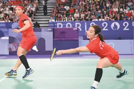 陈清晨/贾一凡夺冠 郑思维/黄雅琼折桂图片