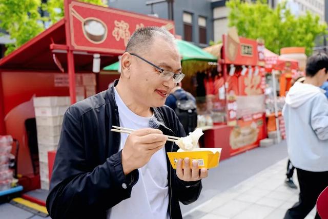 掌声不断，舞不停！今天呼和浩特在北京圈粉无数！