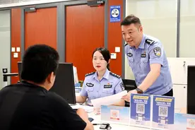 居民身份证过期将无法使用！武汉江岸公安提示：全国通办，在江岸区可提前6个月换领图片