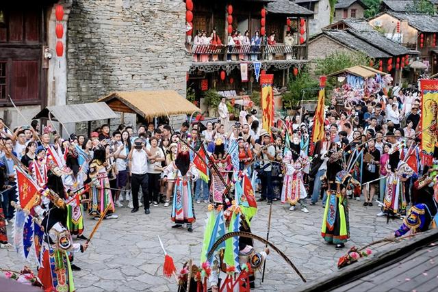 向“轻”而行、“重”塑价值！贵旅集团助力打造世界级旅游目的地