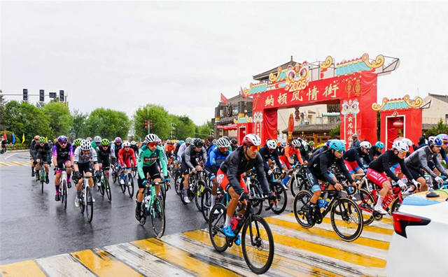 车轮碾过山水间 铺就农体文旅融合新篇