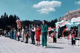 祝福祖国！中山举办超燃快闪活动图片
