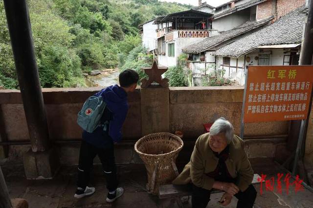 千年蜀道不再难 化作风景悦人间