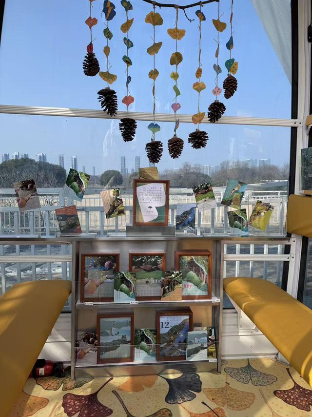 书店“搬进”摩天轮，快来云端触摸文学俯瞰金陵！