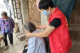 20年悉心照顾患病婆婆和丈夫！她上榜“中国好人”图片