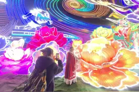 汉服邂逅彩灯，北京园博园内共绘新春梦图片