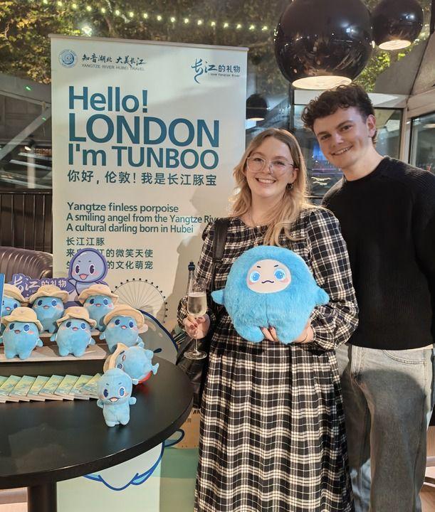 带得走的荆楚记忆 移动的文旅IP——湖北特色旅游商品激活消费新引擎