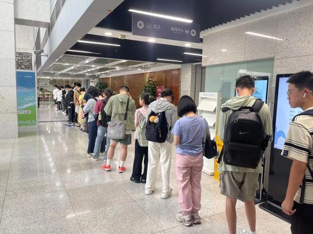 湖图暑期宠粉放大招：书香纳凉充电嗨翻一夏