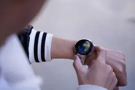 冬季运动有风险？戴上华为智能手表就稳了图片