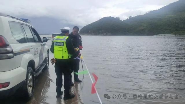 香格里拉纳帕海再现“水上公路” 这份安全指南请查收→